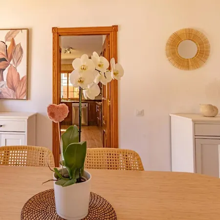 Villa Luna With Heated Pool