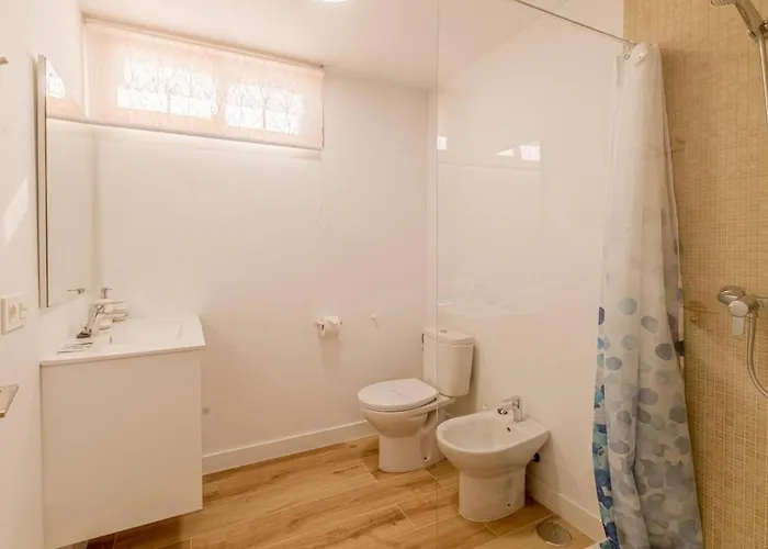 Luna With Heated Pool 빌라 *