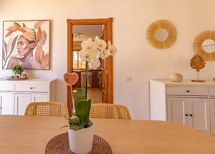 Villa Luna With Heated Pool