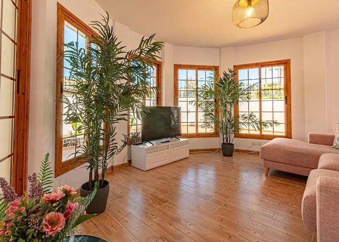 Luna With Heated Pool 빌라 푸에르토 데 산티아고