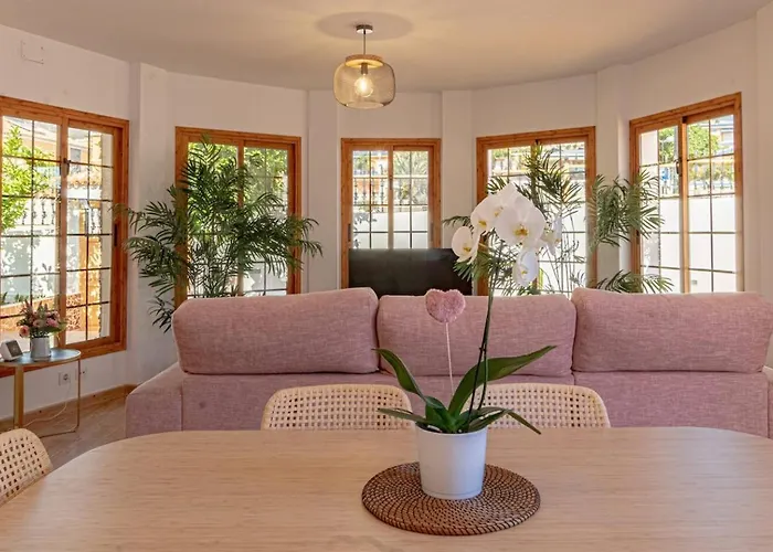 Villa Luna With Heated Pool