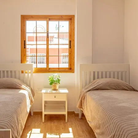 Luna With Heated Pool ヴィラ プエルト・デ・サンティアゴ