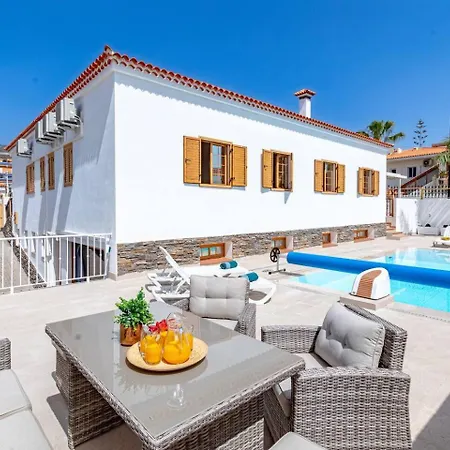 Luna With Heated Pool * プエルト・デ・サンティアゴ